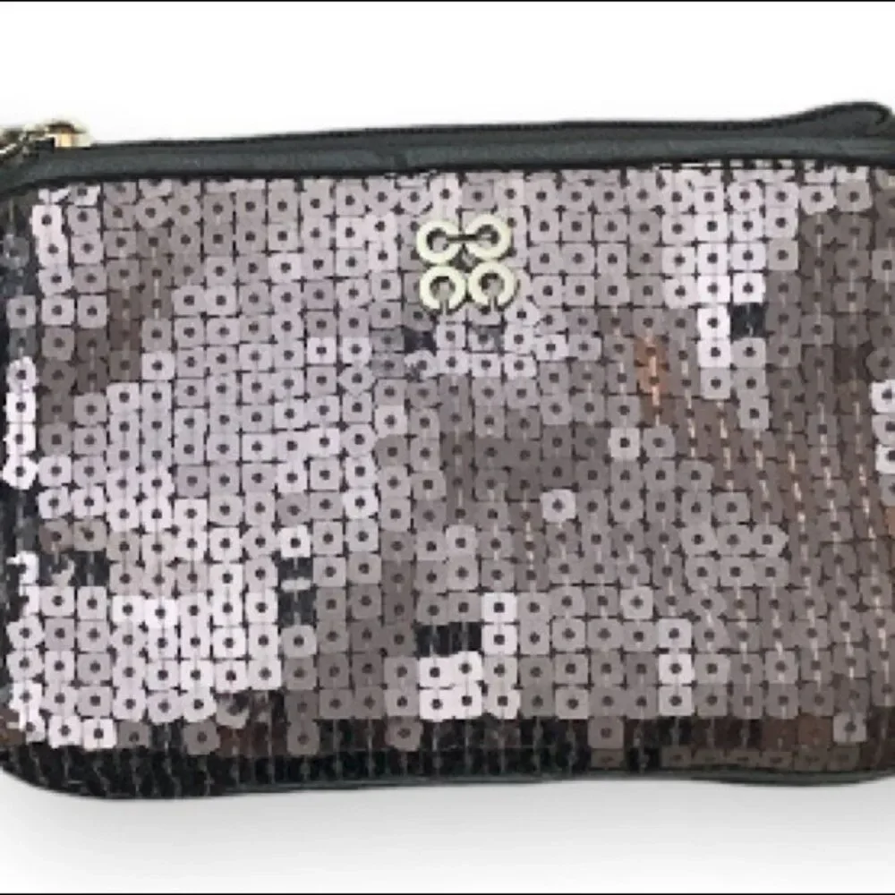 Coach Sequin Wristlet Clutch Pouch Leather Trim Zip Up Wallet Silver W/ Hang Tag